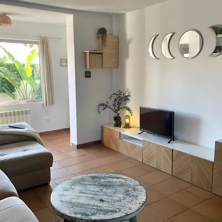 La Colmena Holiday home L'Escala